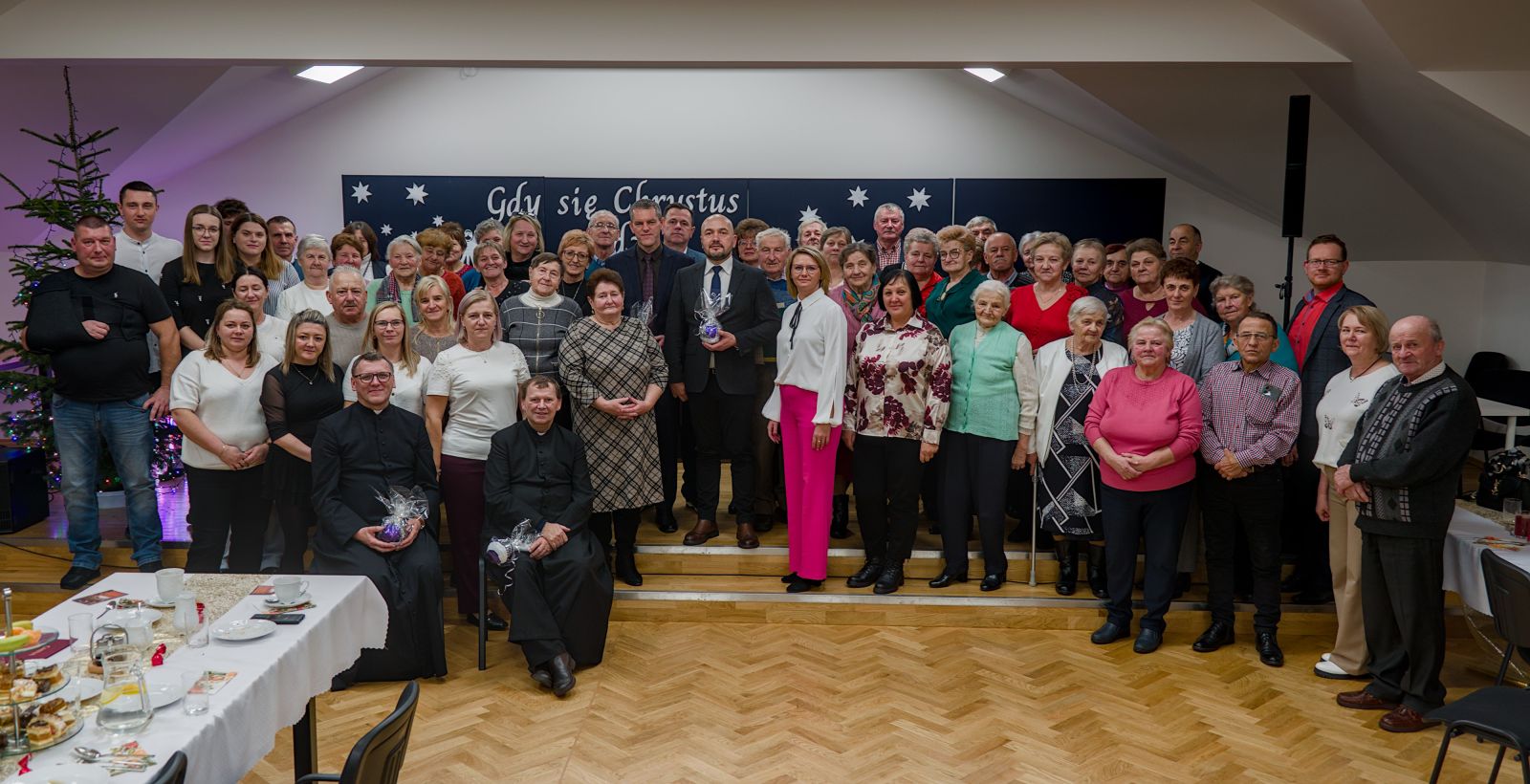 Zdjęcie: Spotkanie opłatkowe w Borzęcinie Dolnym